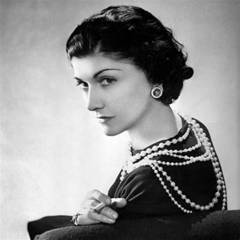 serie sobre coco chanel|Coco Chanel biografia corta.